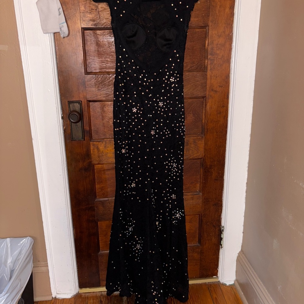 Elegant Black Evening Dress with Gold Accents